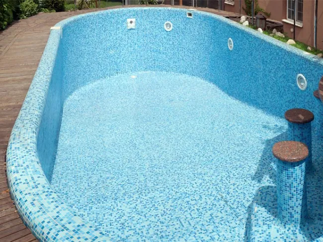 empty pool